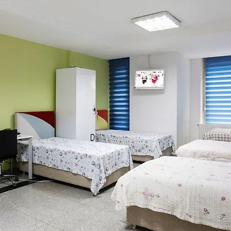 Campucity Kiz Ogrenci Yurdu Kadikoy Istambul