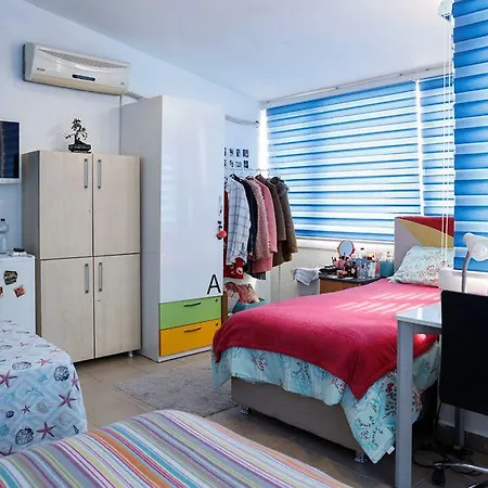 호텔 Campucity Kiz Ogrenci Yurdu Kadikoy 이스탄불