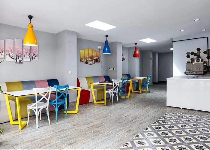 Campucity Kiz Ogrenci Yurdu Kadikoy