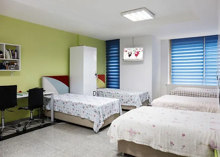 Campucity Kiz Ogrenci Yurdu Kadikoy Isztambul